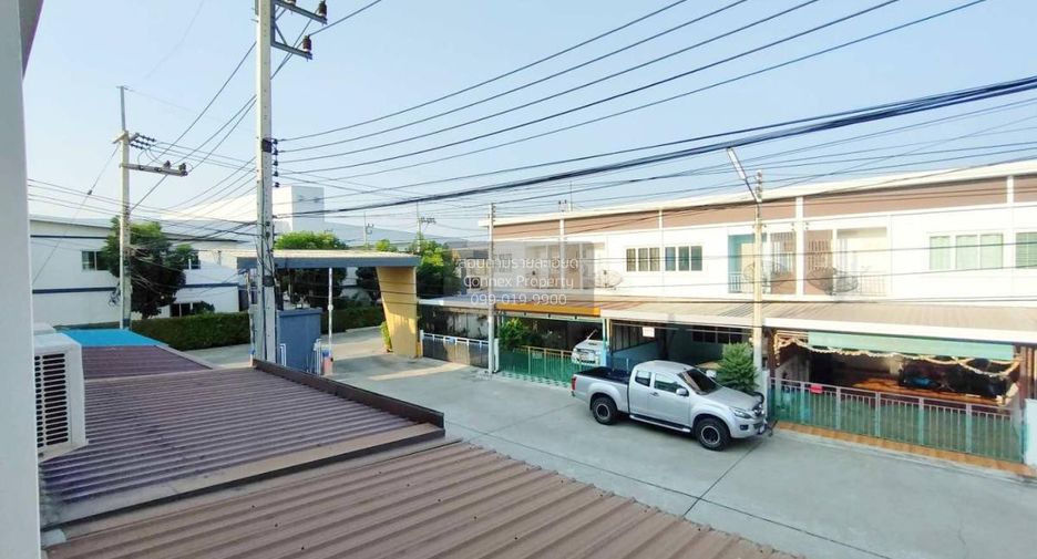 For sale 2 bedrooms townhouse in Mueang Saraburi, Saraburi