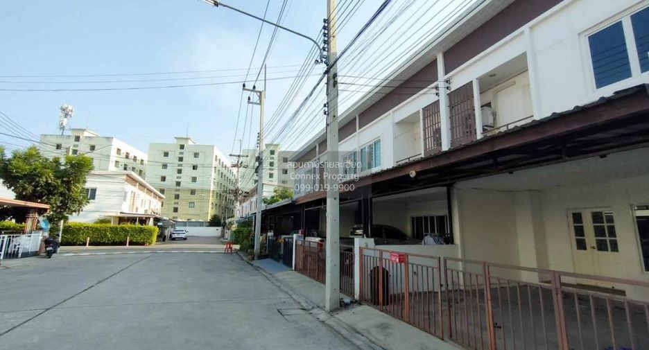 For sale 2 bedrooms townhouse in Mueang Saraburi, Saraburi