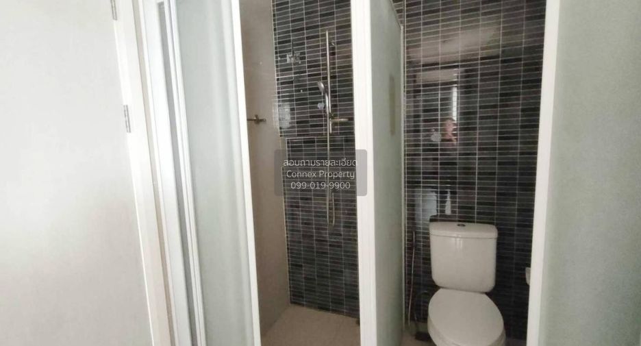 For sale 2 bedrooms townhouse in Khlong Luang, Pathum Thani