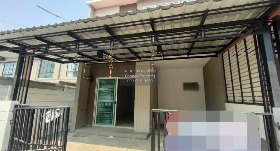 For sale 2 bedrooms townhouse in Khlong Luang, Pathum Thani