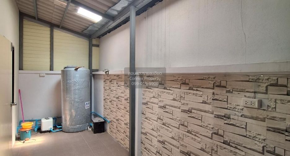 Reihenhaus zum Kauf mit 4 Zimmer in Nong Chok, Bangkok