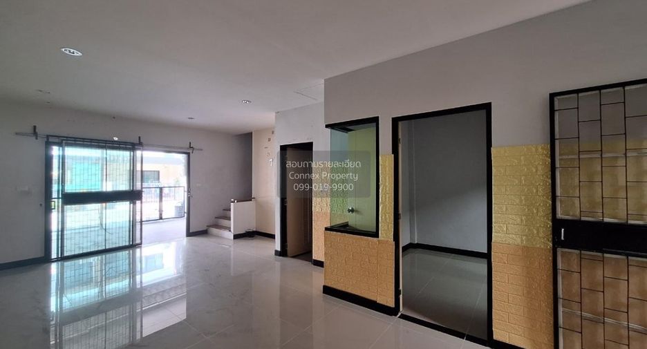 Reihenhaus zum Kauf mit 4 Zimmer in Nong Chok, Bangkok