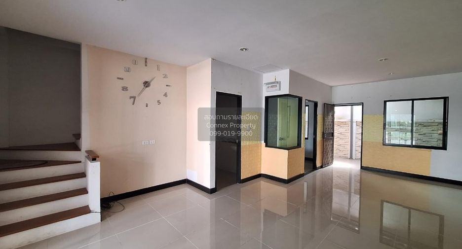 Reihenhaus zum Kauf mit 4 Zimmer in Nong Chok, Bangkok
