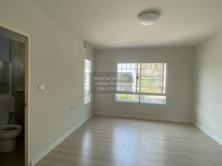 For sale 2 bedrooms townhouse in Lam Luk Ka, Pathum Thani