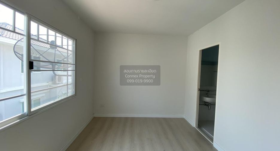 For sale 2 bedrooms townhouse in Lam Luk Ka, Pathum Thani