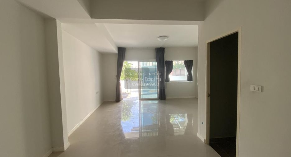 For sale 2 bedrooms townhouse in Lam Luk Ka, Pathum Thani