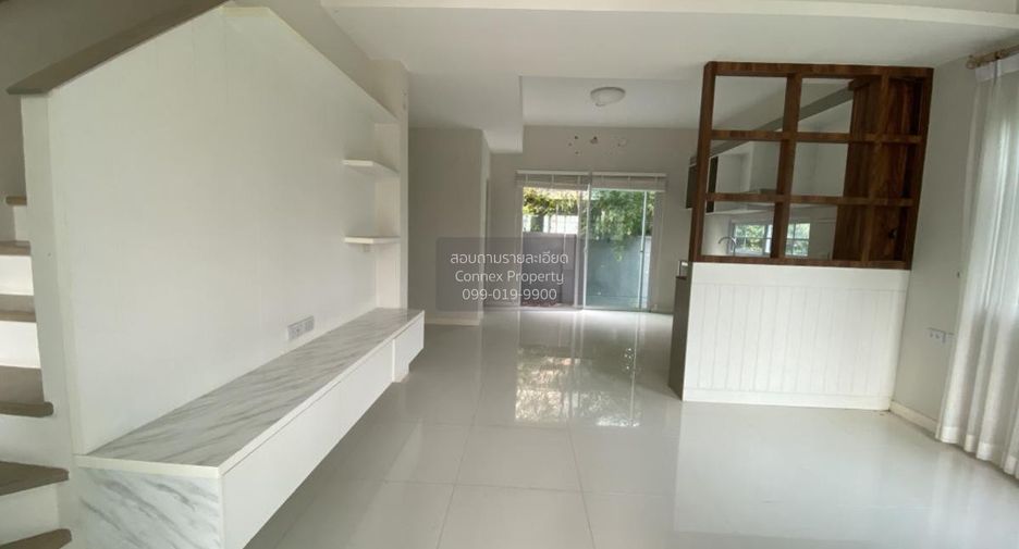 Casa adosada en venta de 2 habitaciones en Khlong Luang, Pathum Thani