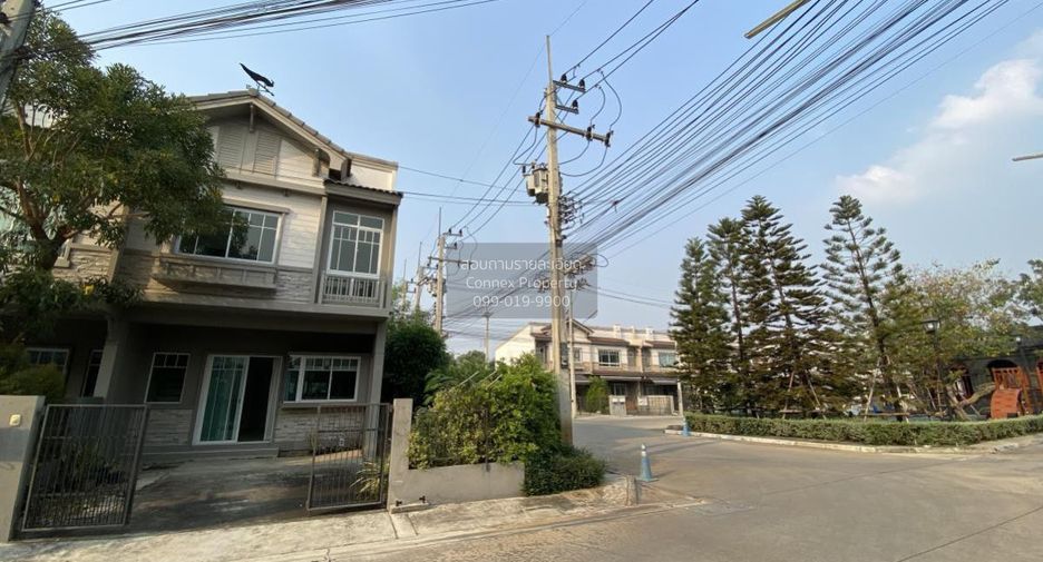 Casa adosada en venta de 2 habitaciones en Khlong Luang, Pathum Thani