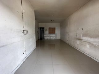 Casa adosada en venta de 3 habitaciones en Khlong Luang, Pathum Thani
