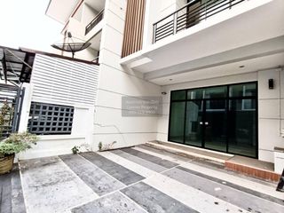 For sale 3 bedrooms townhouse in Mueang Nonthaburi, Nonthaburi