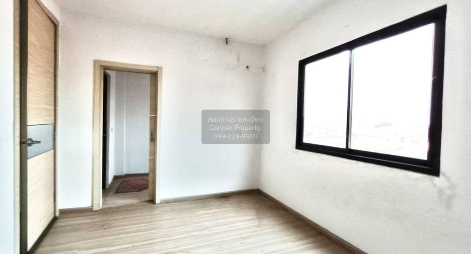 For sale 3 bedrooms townhouse in Mueang Nonthaburi, Nonthaburi