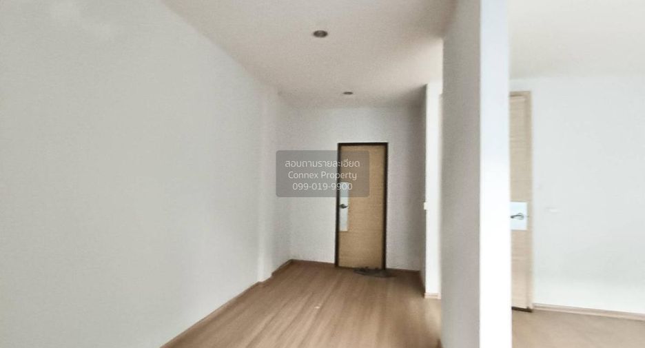 For sale 3 bedrooms townhouse in Mueang Nonthaburi, Nonthaburi