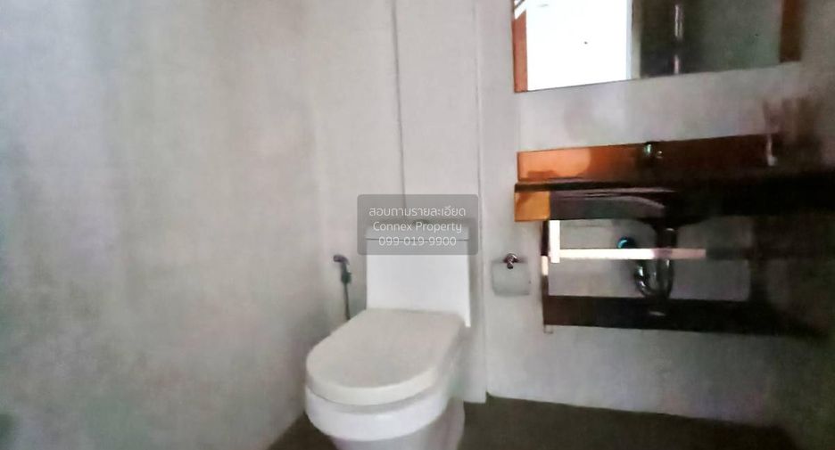For sale 3 bedrooms townhouse in Mueang Nonthaburi, Nonthaburi