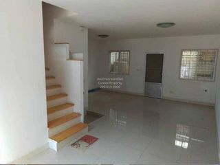 Reihenhaus zum Kauf mit 3 Zimmer in Phra Pradaeng, Samut Prakan