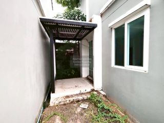 For sale 4 bedrooms house in Sai Noi, Nonthaburi