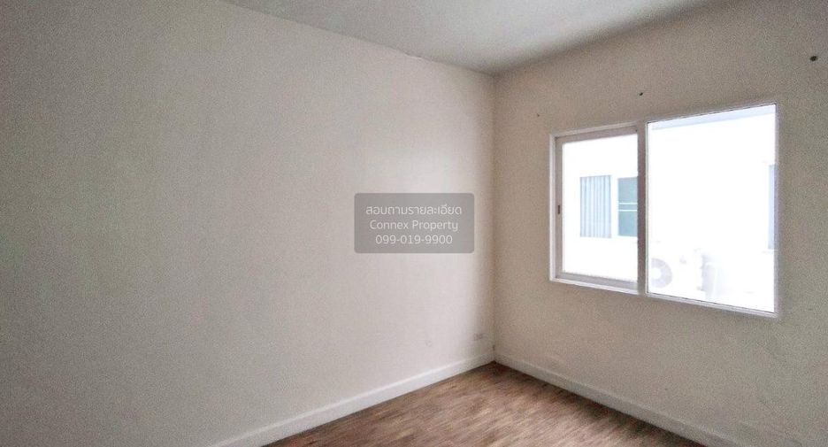 For sale 4 bedrooms house in Sai Noi, Nonthaburi