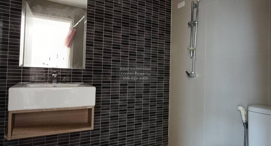 For sale 3 ベッドルーム townhouse in Bang Kruai, Nonthaburi