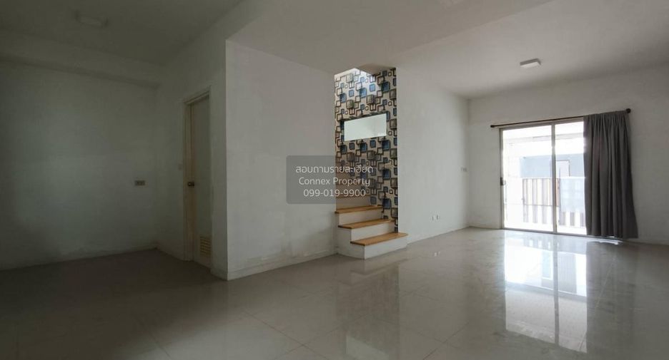 For sale 3 ベッドルーム townhouse in Bang Kruai, Nonthaburi