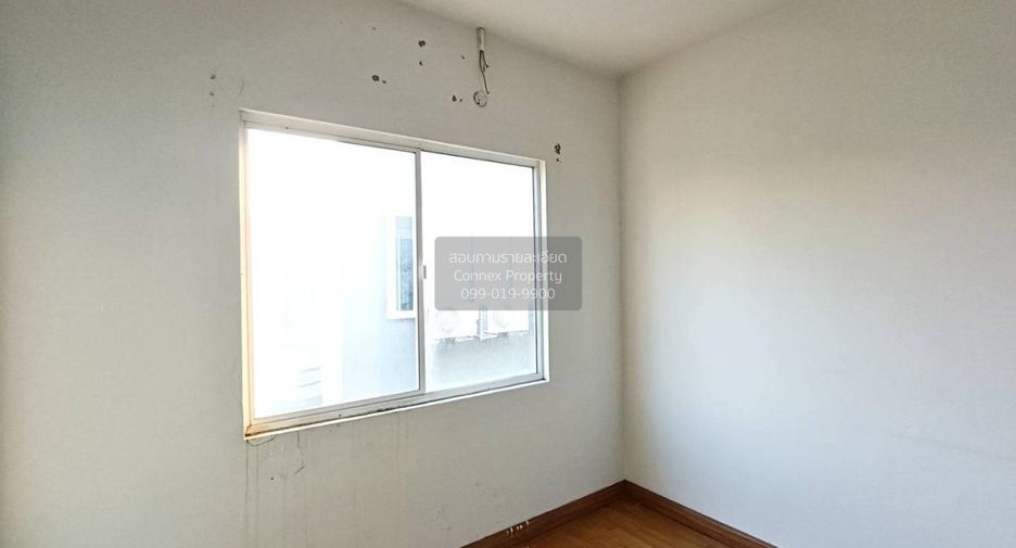 For sale 3 bedrooms townhouse in Lam Luk Ka, Pathum Thani