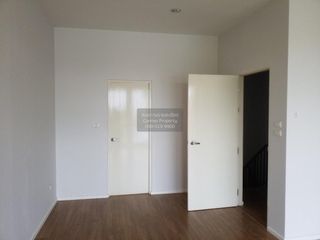 Продажа 3 спальни таунхаус в Сапхан Сунг, Бангкок