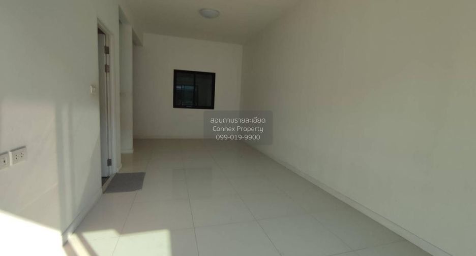 Casa adosada en venta de 3 habitaciones en Nong Khaem, Bangkok