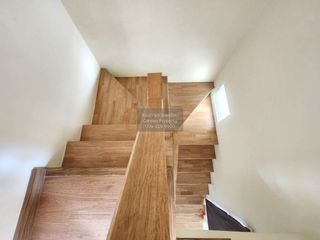 Casa adosada en venta de 3 habitaciones en Nong Khaem, Bangkok