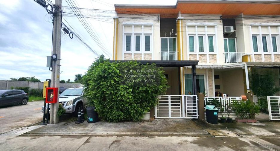 Casa adosada en venta de 3 habitaciones en Nong Khaem, Bangkok
