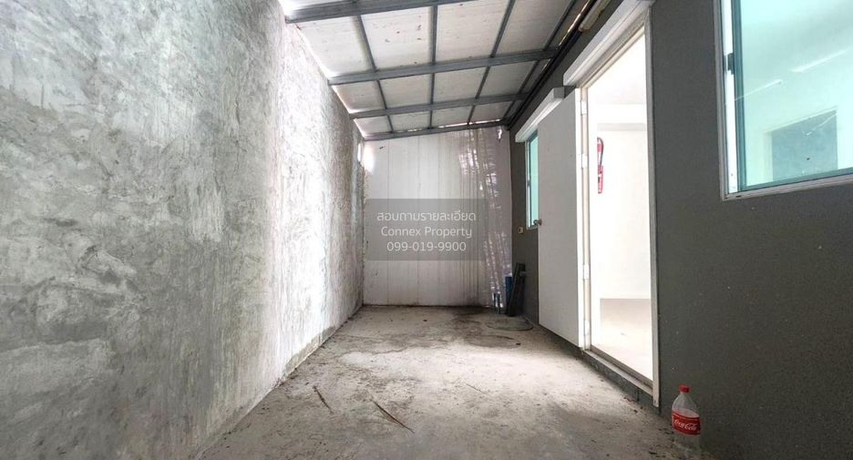 For sale 3 bedrooms townhouse in Phutthamonthon, Nakhon Pathom