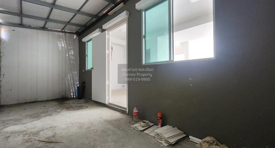 For sale 3 bedrooms townhouse in Phutthamonthon, Nakhon Pathom