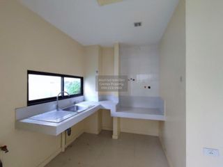 For sale 3 bedrooms townhouse in Thung Khru, Bangkok