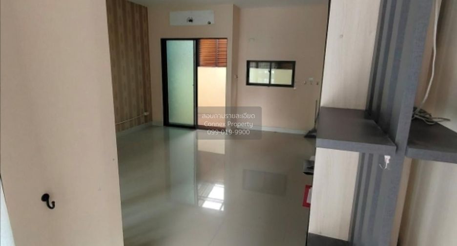 For sale 3 bedrooms townhouse in Thung Khru, Bangkok