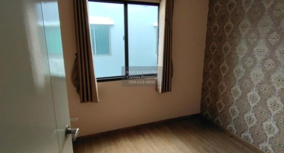 For sale 3 bedrooms townhouse in Thung Khru, Bangkok