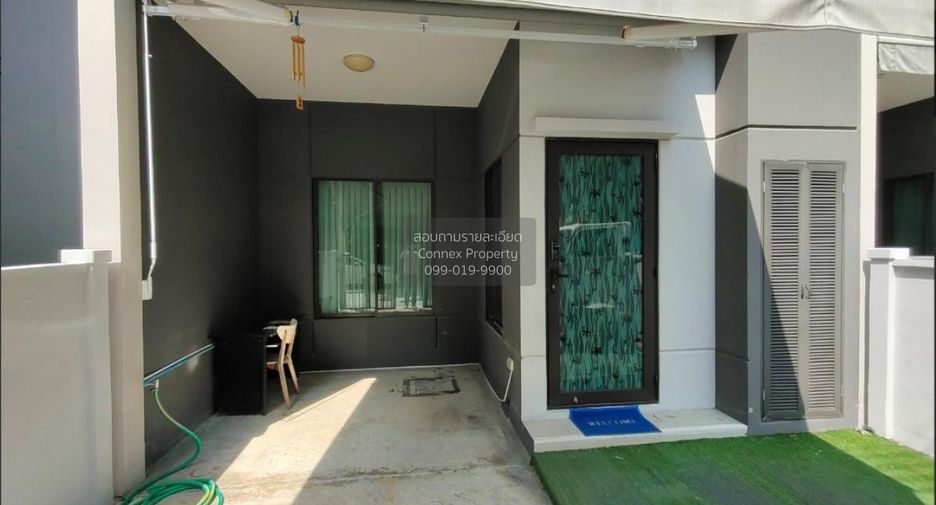 For sale 3 bedrooms townhouse in Thung Khru, Bangkok