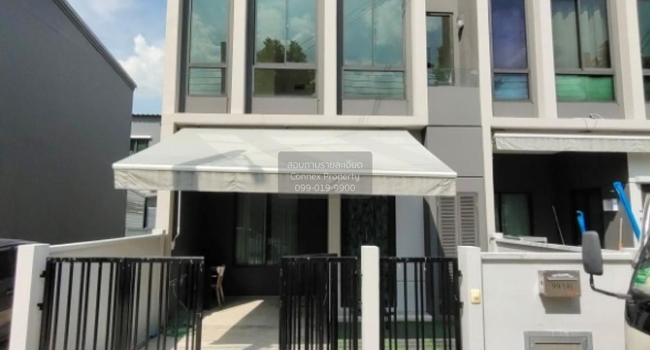 For sale 3 bedrooms townhouse in Thung Khru, Bangkok