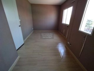 Casa adosada en venta de 3 habitaciones en Khlong Luang, Pathum Thani