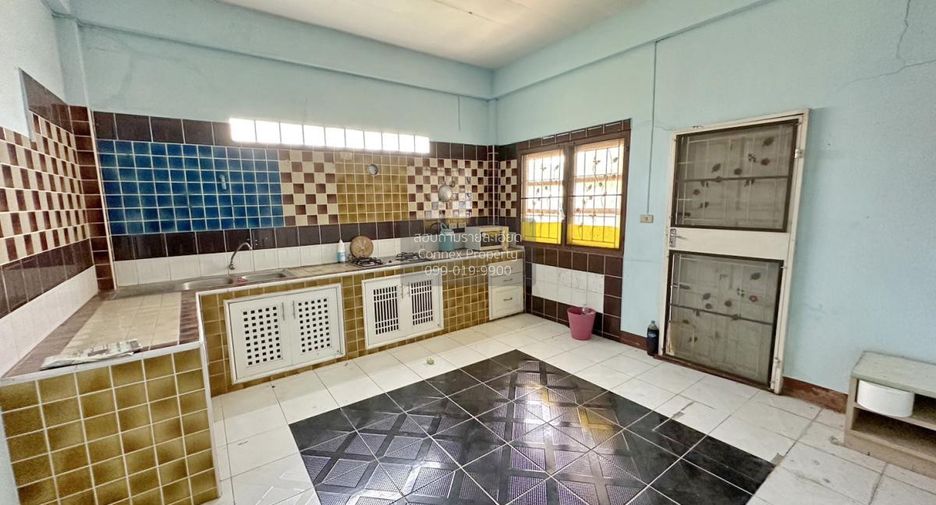 Reihenhaus zum Kauf mit 3 Zimmer in Bang Khae, Bangkok