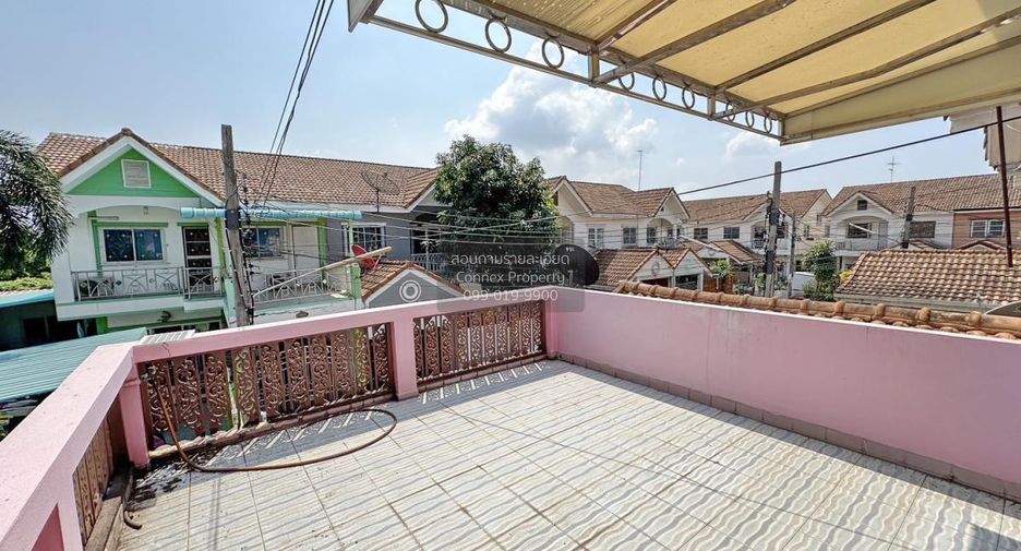Reihenhaus zum Kauf mit 3 Zimmer in Bang Khae, Bangkok