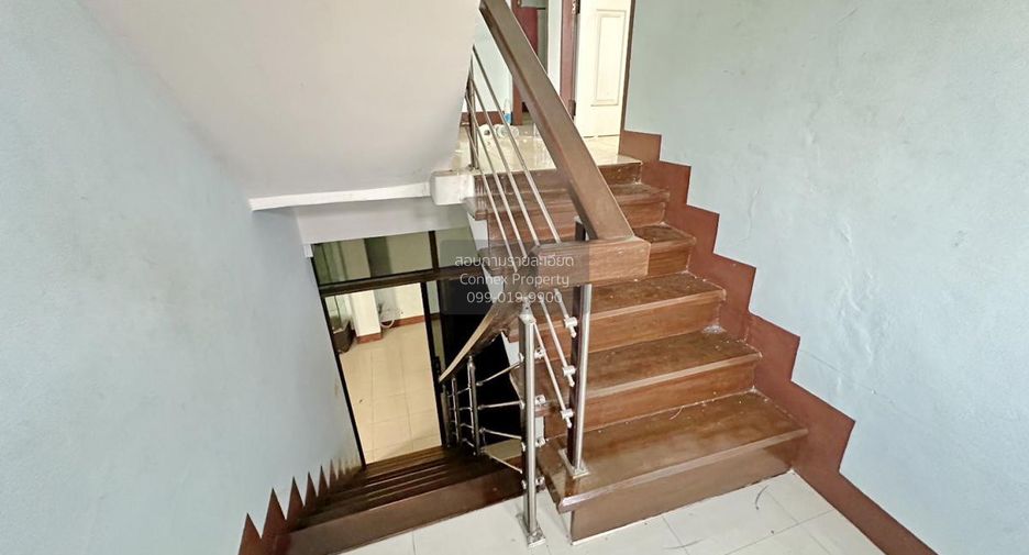 Reihenhaus zum Kauf mit 3 Zimmer in Bang Khae, Bangkok