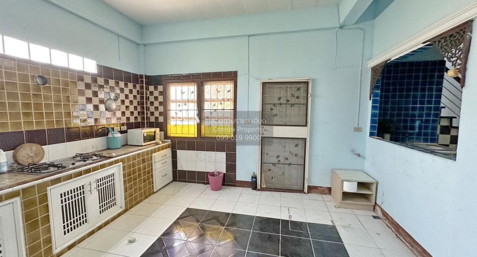 Reihenhaus zum Kauf mit 3 Zimmer in Bang Khae, Bangkok