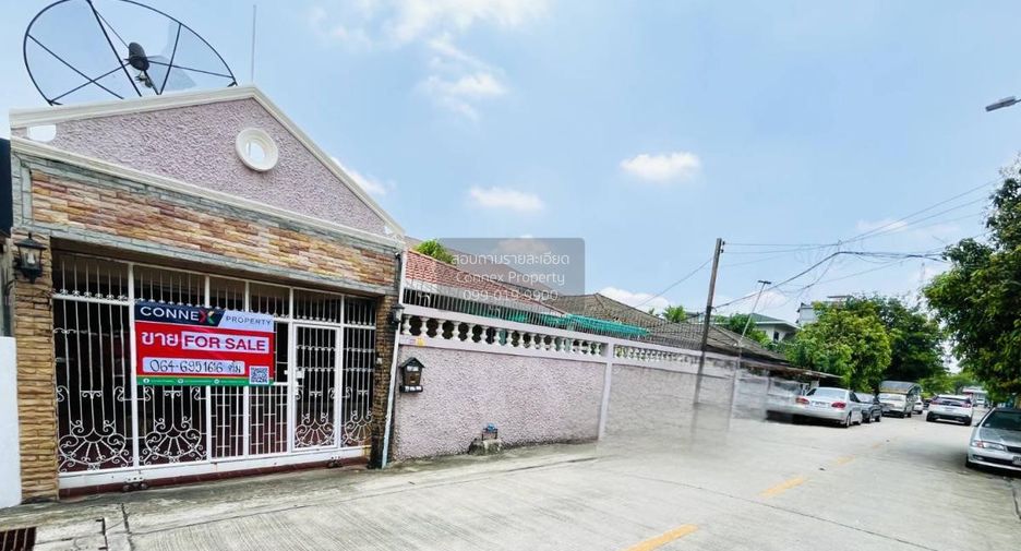 Casa en venta de 2 habitaciones en Phra Khanong, Bangkok