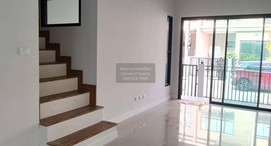 For sale 3 bedrooms townhouse in Sai Noi, Nonthaburi