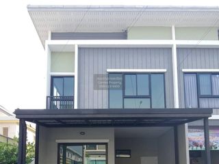 For sale 3 bedrooms townhouse in Sai Noi, Nonthaburi