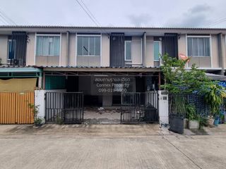 For sale 3 bedrooms townhouse in Phutthamonthon, Nakhon Pathom