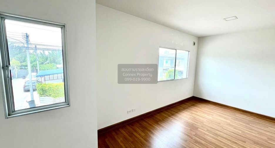 Casa adosada en venta de 3 habitaciones en Mueang Samut Sakhon, Samut Sakhon