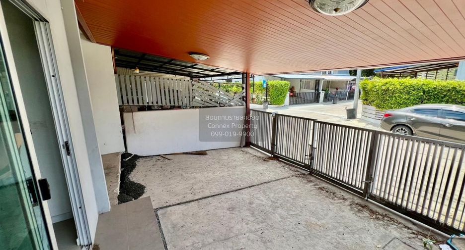 Casa adosada en venta de 3 habitaciones en Mueang Samut Sakhon, Samut Sakhon