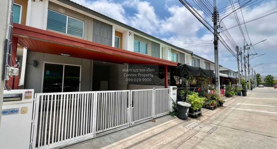 Casa adosada en venta de 3 habitaciones en Mueang Samut Sakhon, Samut Sakhon