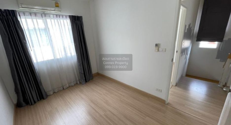 For sale 3 bedrooms townhouse in Pak Kret, Nonthaburi