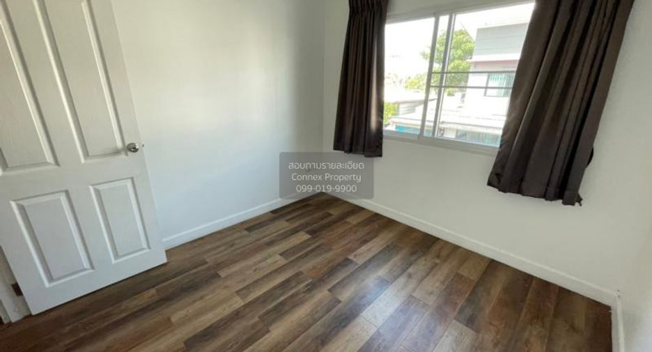 Casa adosada en venta de 4 habitaciones en Bang Bua Thong, Nonthaburi