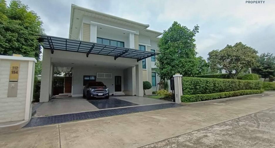 For sale 4 bedrooms house in Mueang Nonthaburi, Nonthaburi