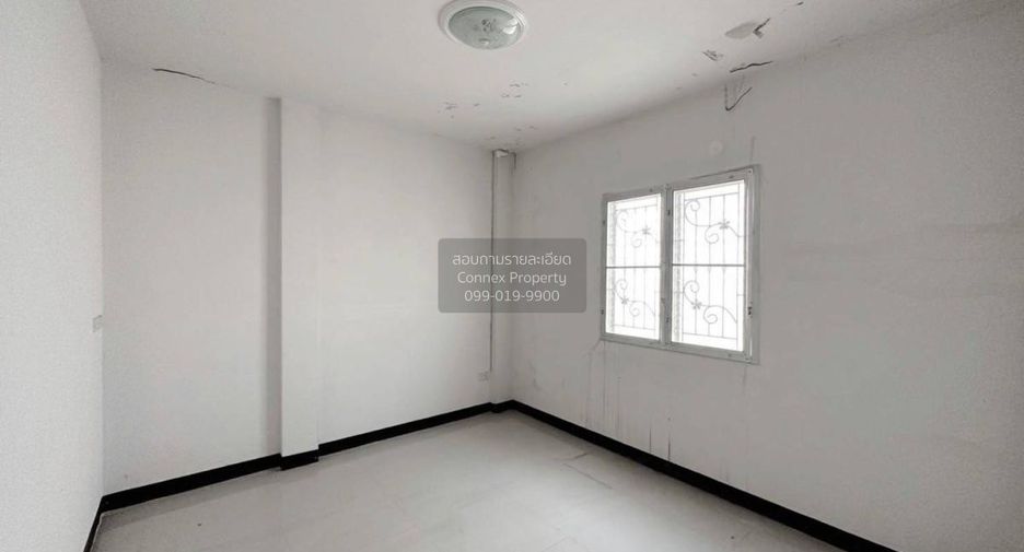 Reihenhaus zum Kauf mit 3 Zimmer in Wang Noi, Phra Nakhon Si Ayutthaya